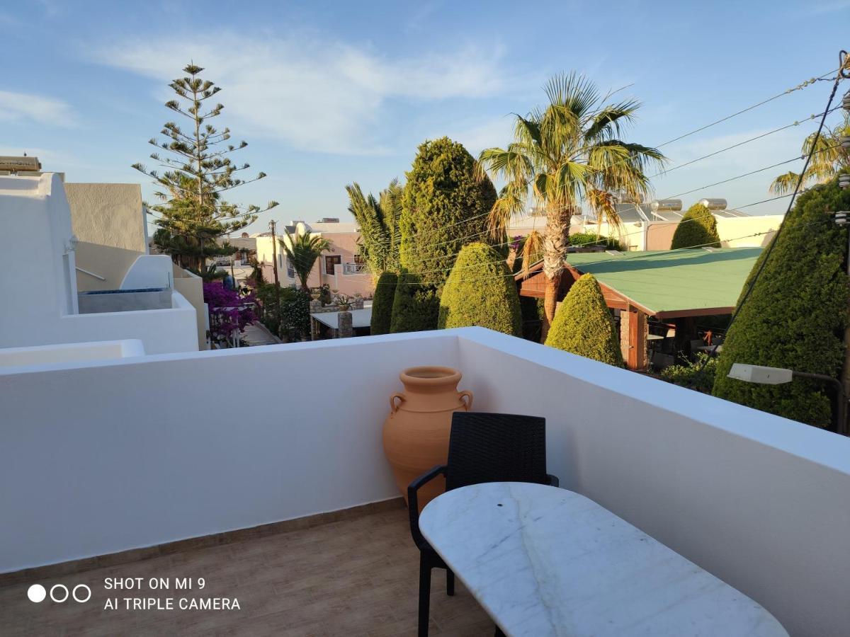 Leonidas Apartments Kamári 외부 사진