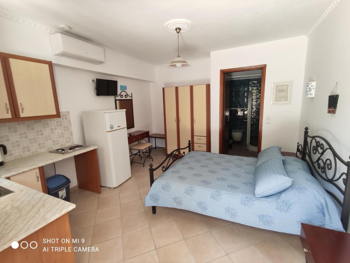 Leonidas Apartments Kamári 외부 사진
