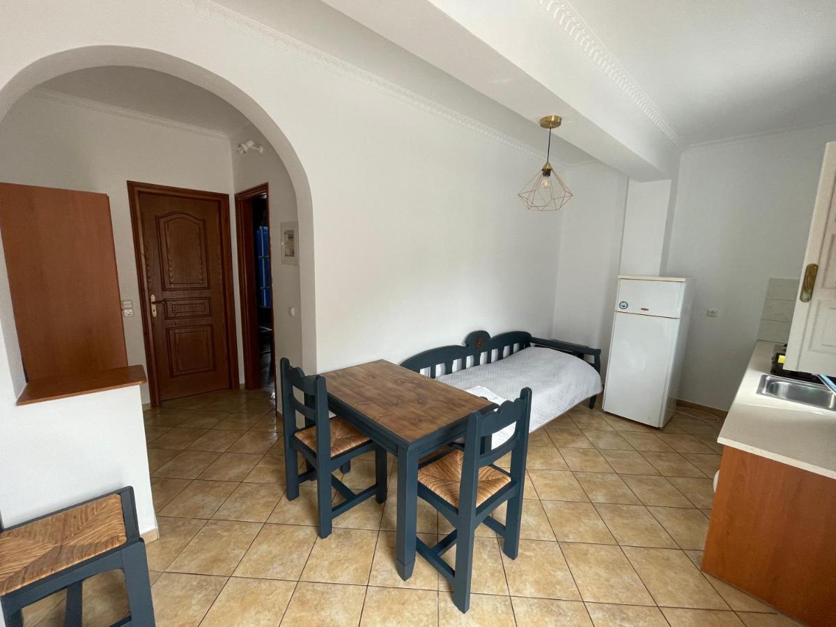 Leonidas Apartments Kamári 외부 사진