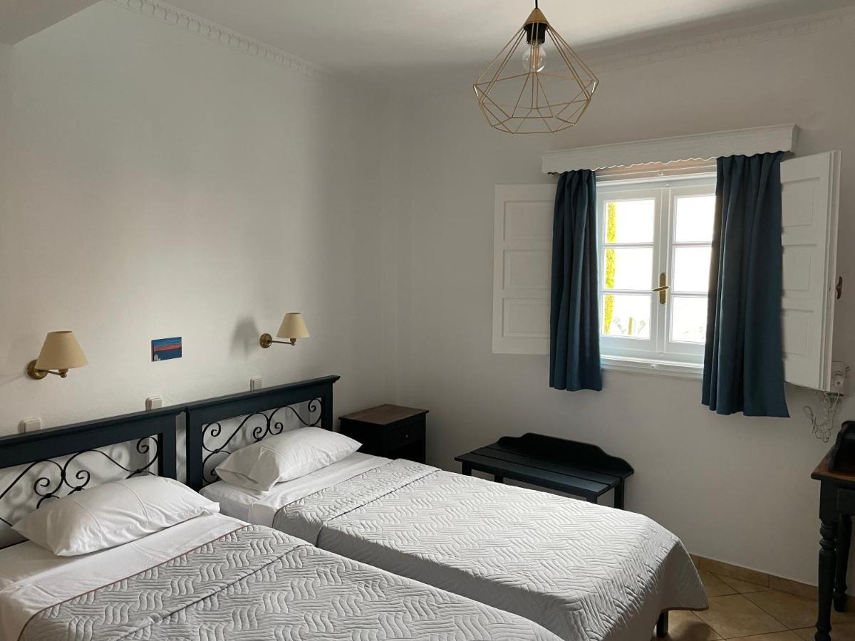 Leonidas Apartments Kamári 외부 사진